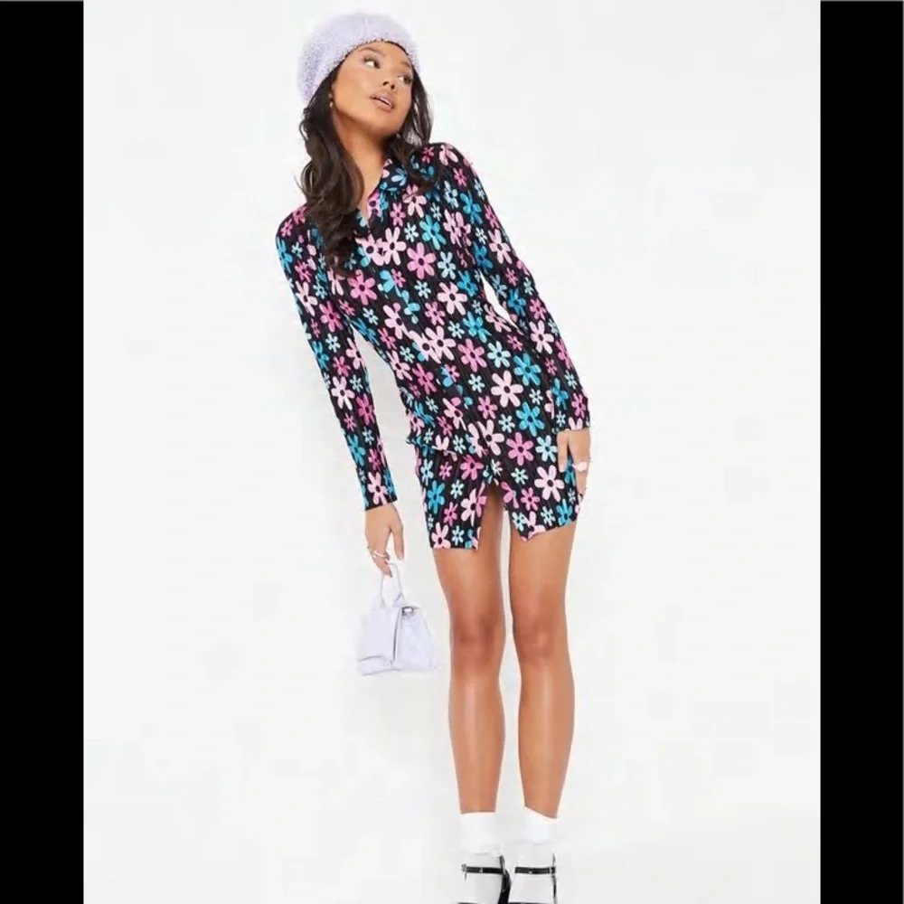 MISSGUIDED DRESS - Picture 9 of 11